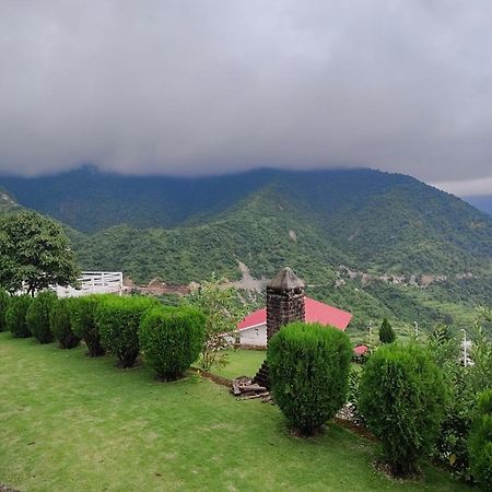 The Bohemian Casa Dehradun Hotel Buitenkant foto