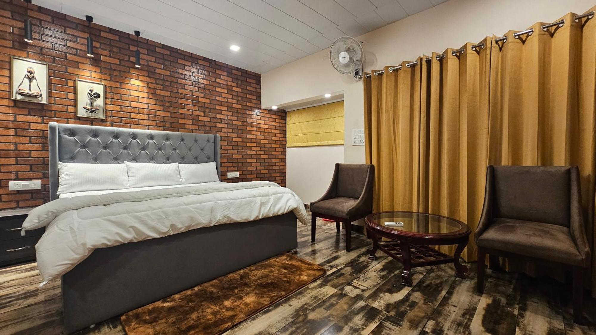 The Bohemian Casa Dehradun Hotel Kamer foto