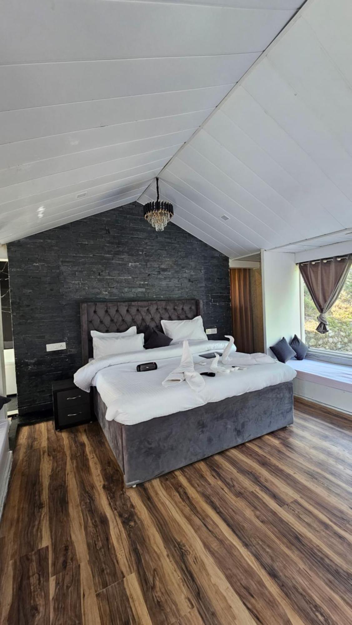 The Bohemian Casa Dehradun Hotel Kamer foto